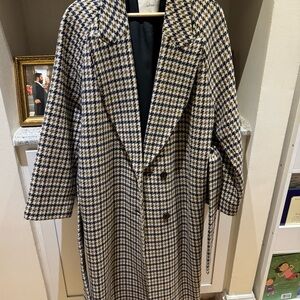 Wilfred Black and Cream Houndstooth Coat
